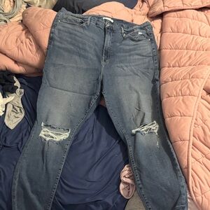 Good American Distressed Boyfriend Jeans in Blue Wash